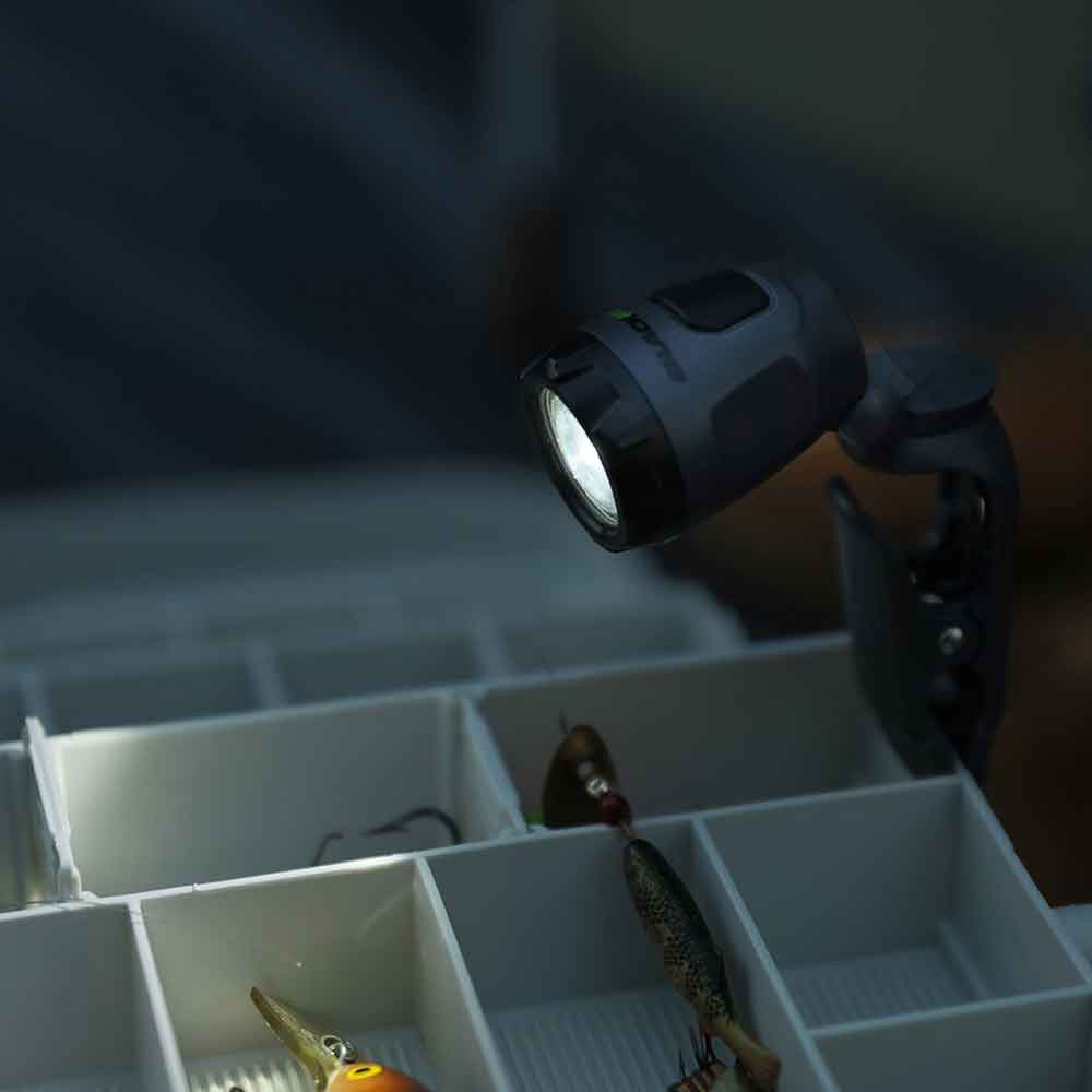 Waterproof LED Clip Light alternate image 3